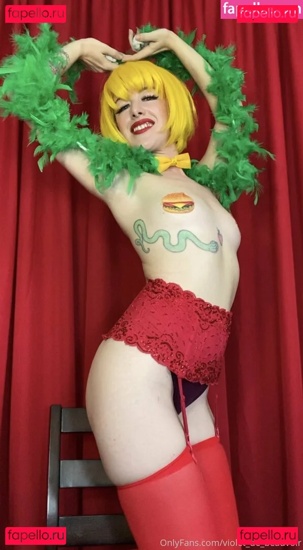 violet_de_beauvoir Onlyfans Photo Gallery 