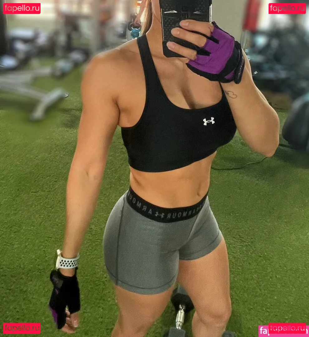 Sara Miller Onlyfans Photo Gallery 