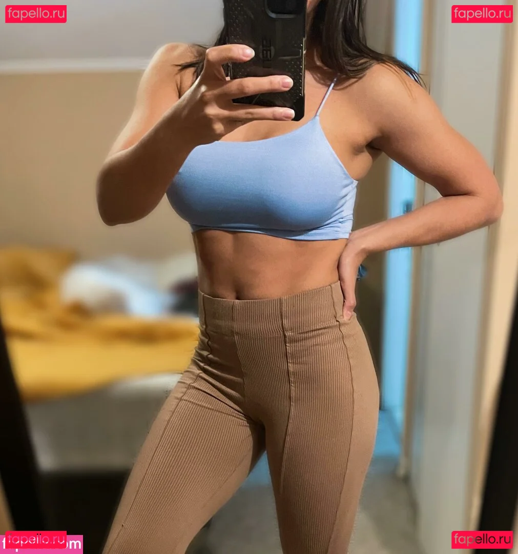 Sara Miller Onlyfans Photo Gallery 