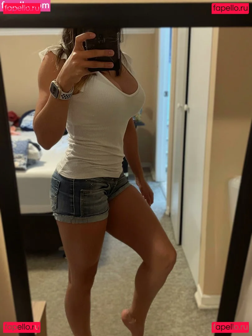 Sara Miller Onlyfans Photo Gallery 