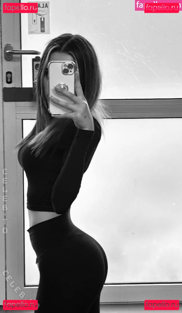 Celina Onlyfans Photo Gallery 