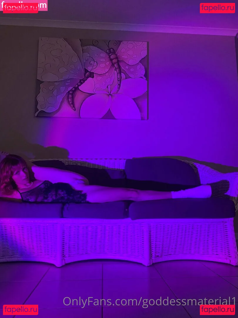 Goddessmaterial1 Onlyfans Photo Gallery 