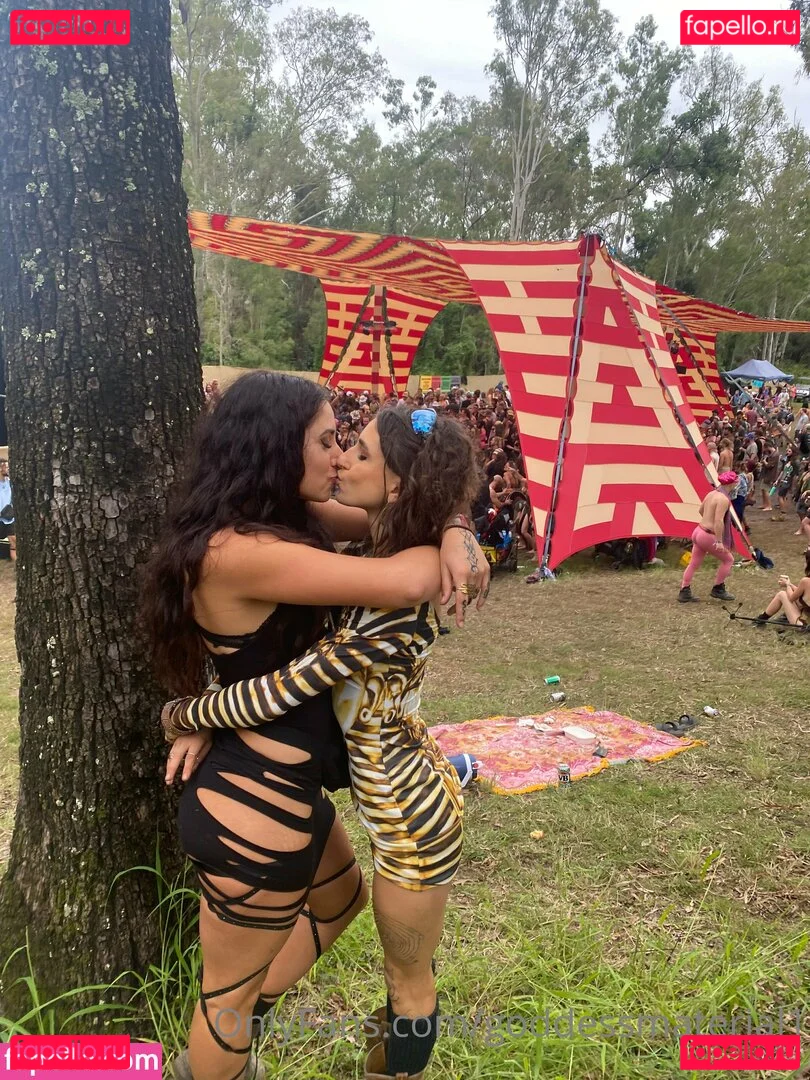 Goddessmaterial1 Onlyfans Photo Gallery 