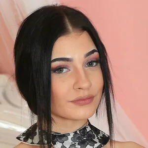 Chloe Heart Onlyfans Photo Gallery 