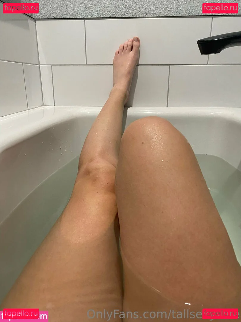 tallsexywife Onlyfans Photo Gallery 