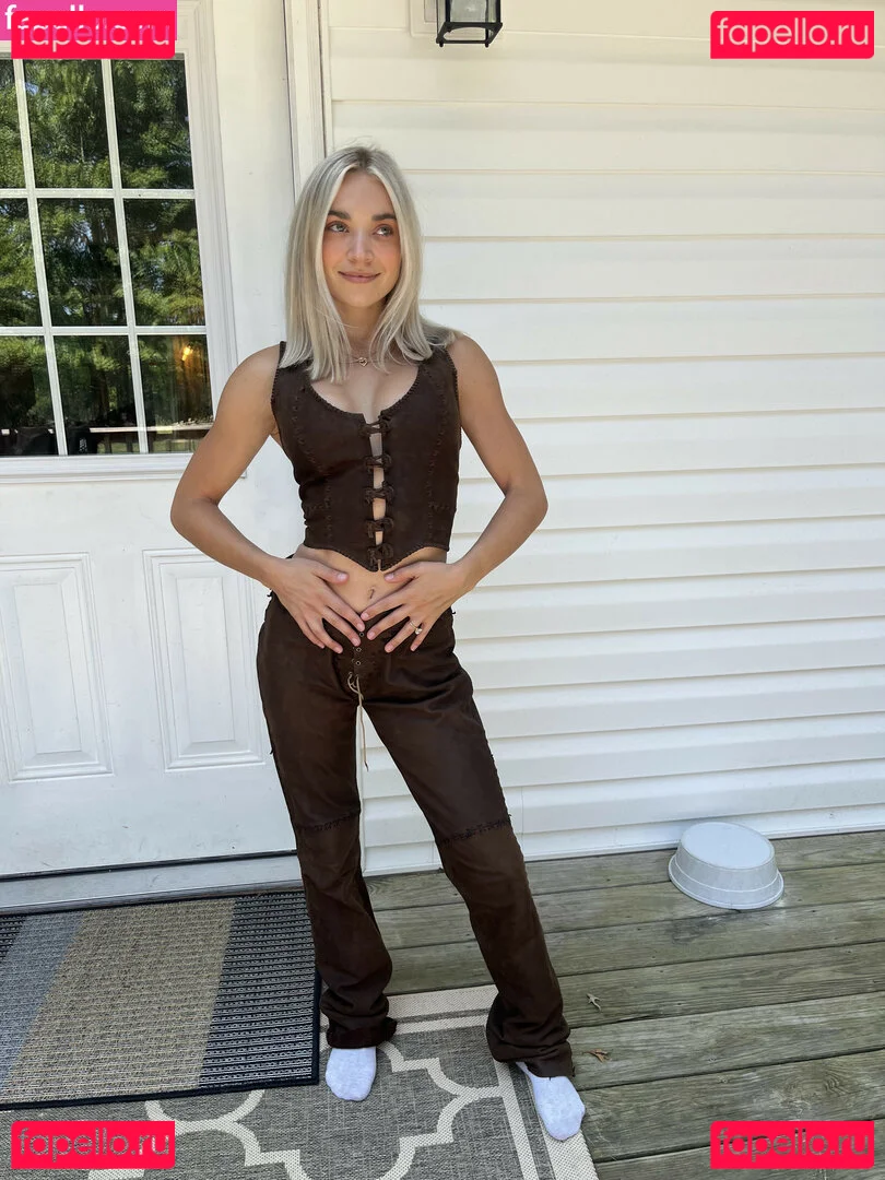 Natalie Decker Onlyfans Photo Gallery 