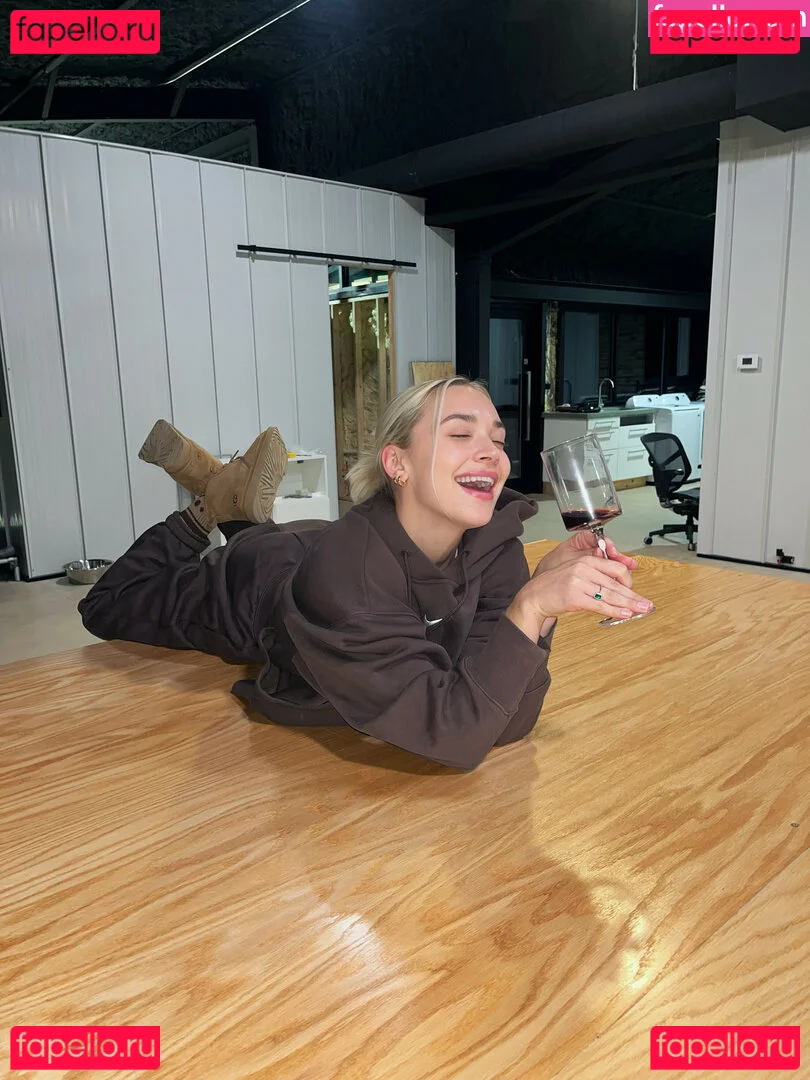 Natalie Decker Onlyfans Photo Gallery 