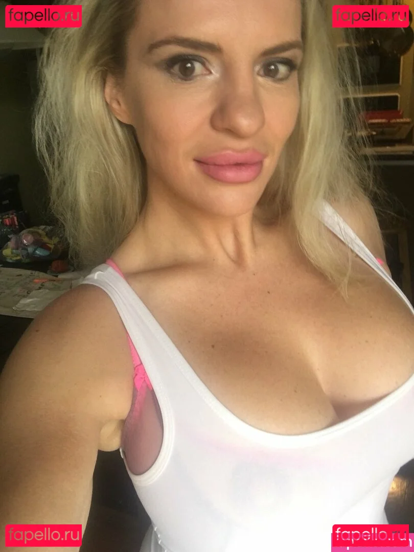 Tori Hendricz Onlyfans Photo Gallery 