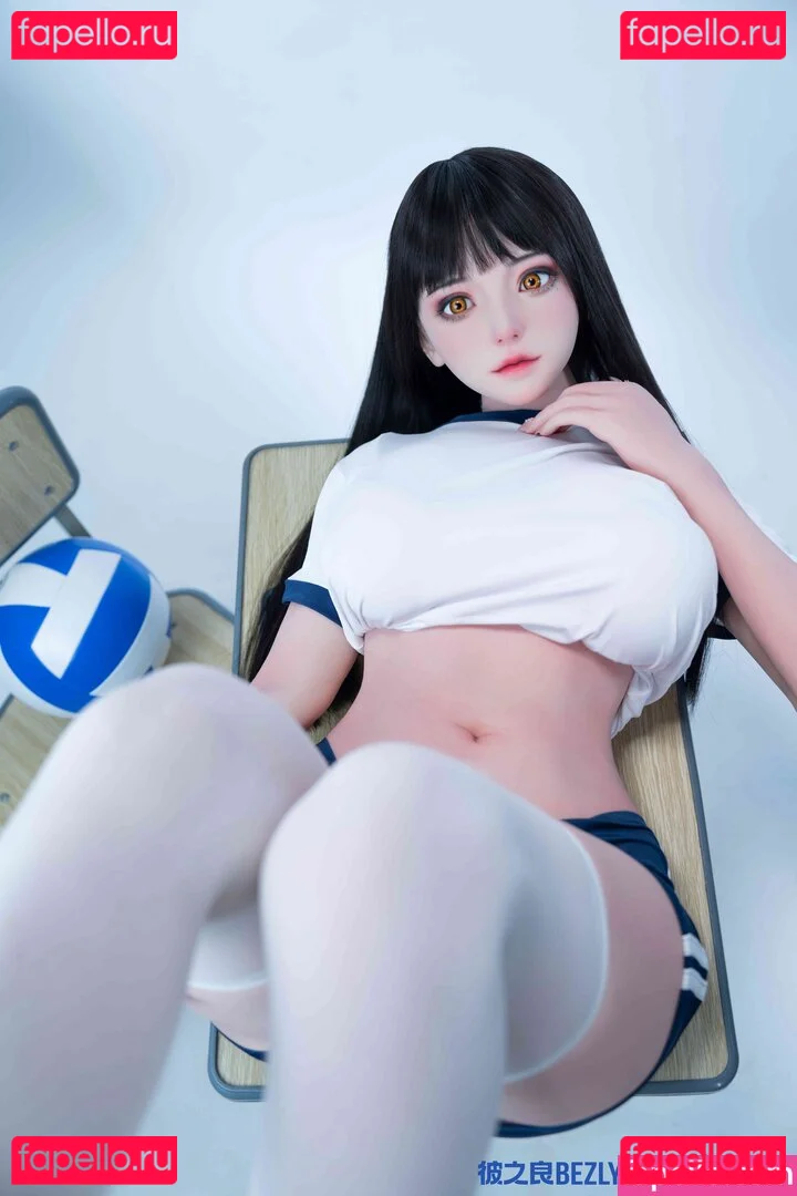 Mikomikoww Onlyfans Photo Gallery 