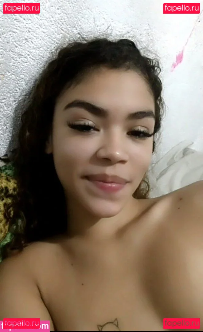 Isinha Silva Onlyfans Photo Gallery 