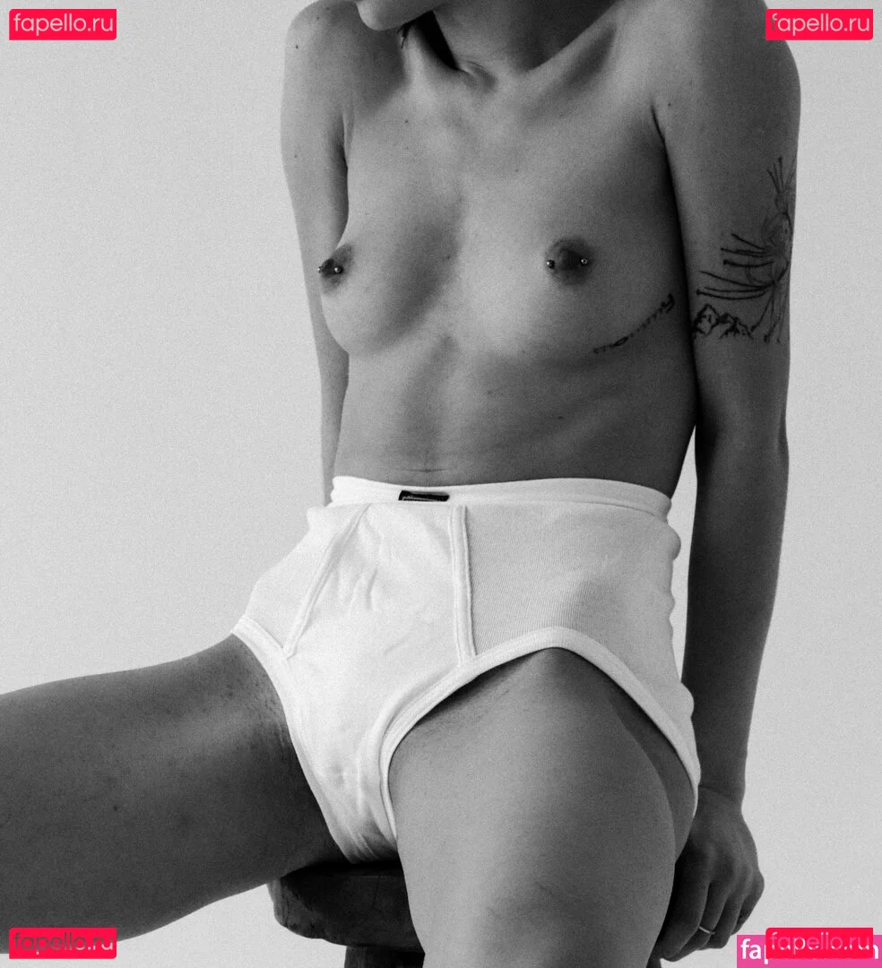 lilbiii Onlyfans Photo Gallery 