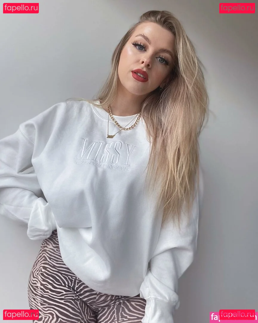 Amber R Brightman Onlyfans Photo Gallery 