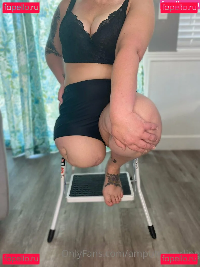 amputeedarling Onlyfans Photo Gallery 