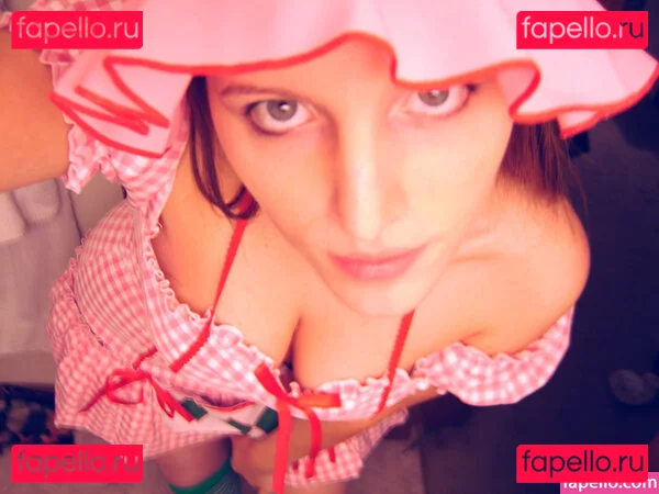 Nikkittran Onlyfans Photo Gallery 