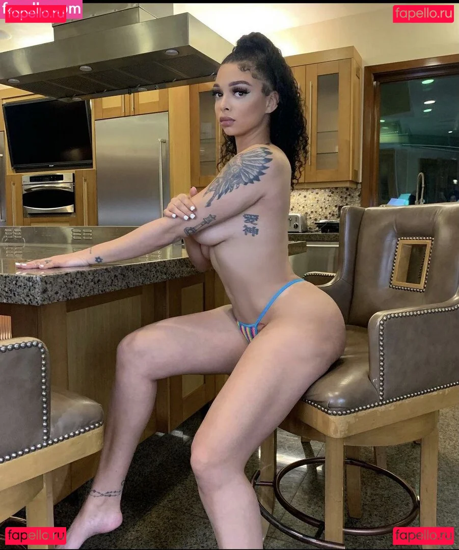 baddie_bran Onlyfans Photo Gallery 