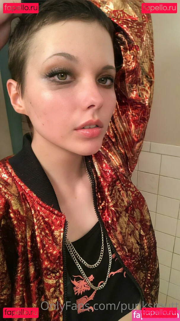 punksmutt Onlyfans Photo Gallery 