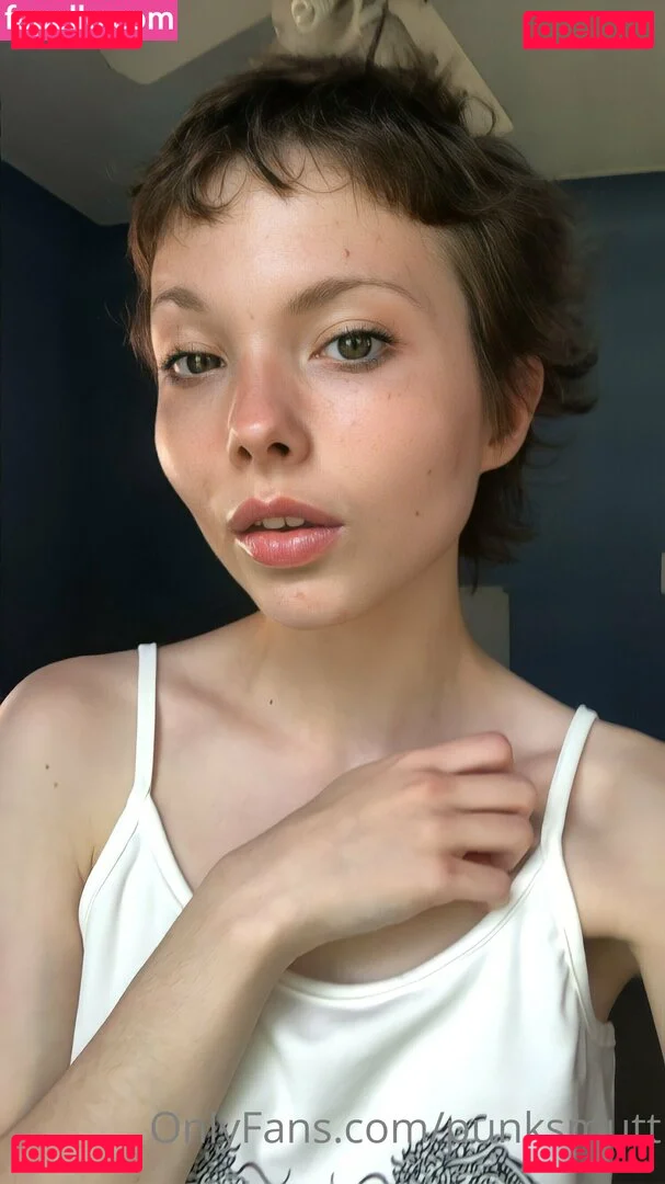 punksmutt Onlyfans Photo Gallery 