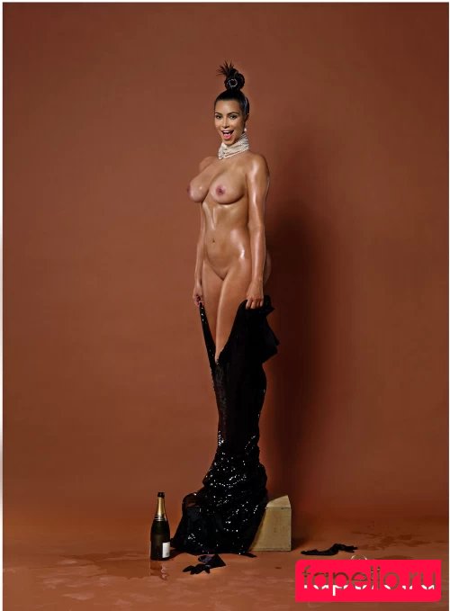 Kim Kardashian Onlyfans Photo Gallery 