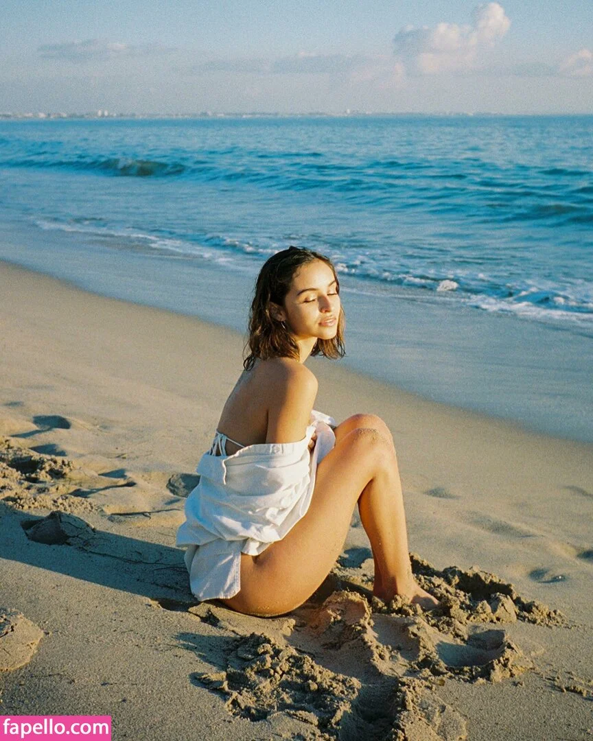 Alejandra Cobos Onlyfans Photo Gallery 