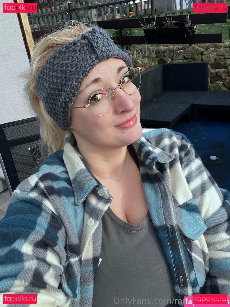 mrstittykatty Onlyfans Photo Gallery 