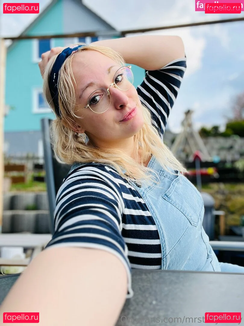 mrstittykatty Onlyfans Photo Gallery 