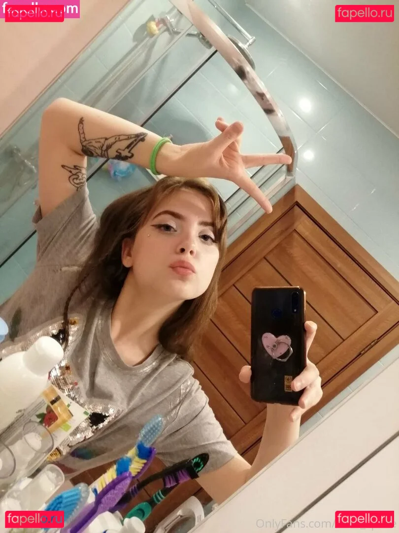 alicespace Onlyfans Photo Gallery 