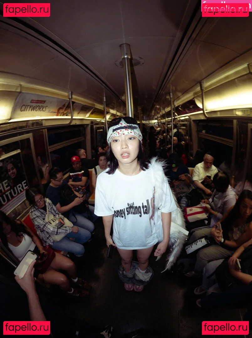 Yujin Onlyfans Photo Gallery 