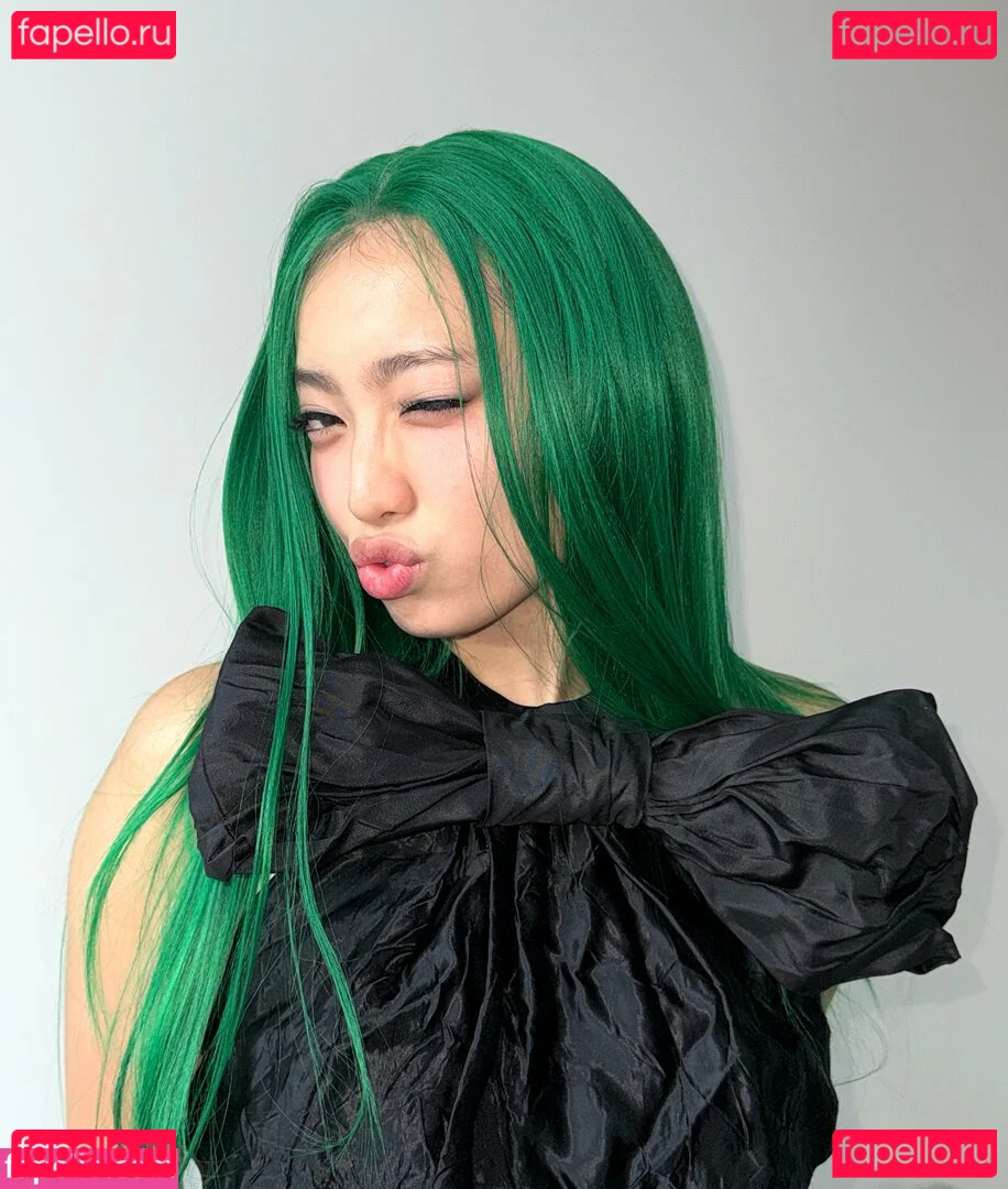 Yujin Onlyfans Photo Gallery 