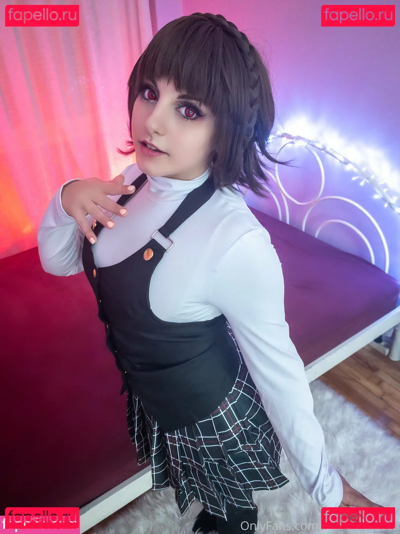 Marcelline Cos Onlyfans Photo Gallery 