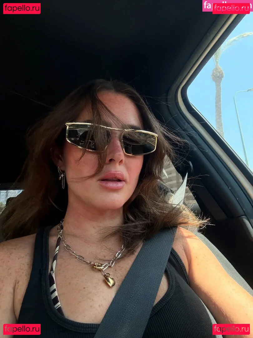 Effy Palarya Onlyfans Photo Gallery 