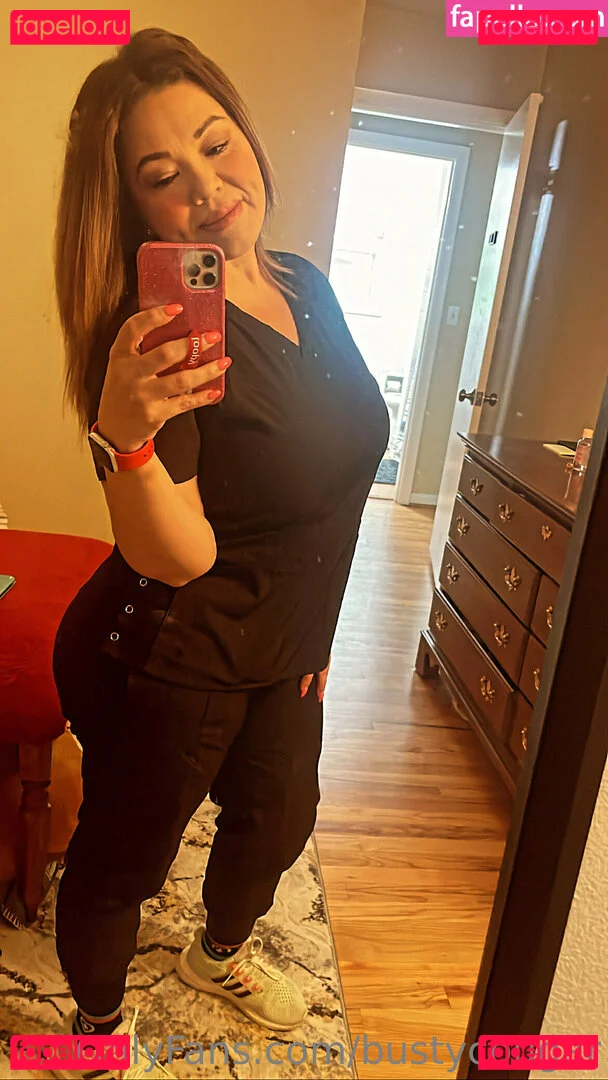 bustycougar Onlyfans Photo Gallery 