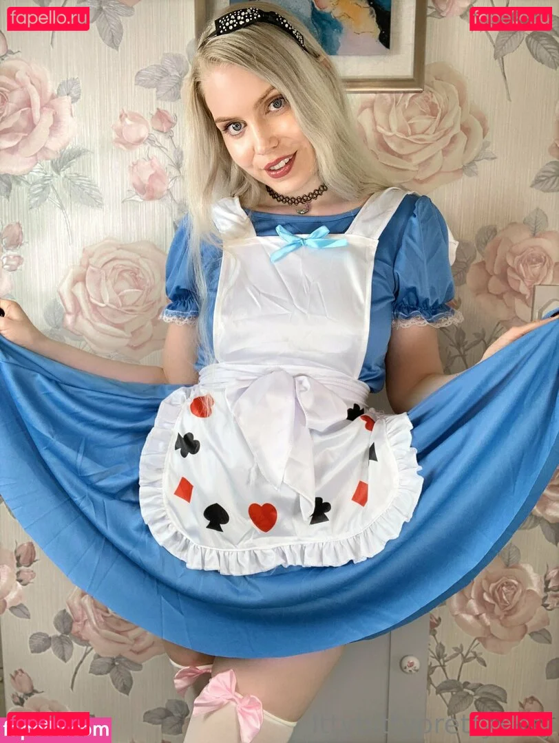 ittybittyprettykittyfree Onlyfans Photo Gallery 