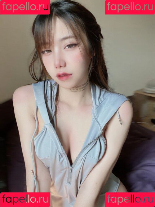 nahaneulll Onlyfans Photo Gallery 