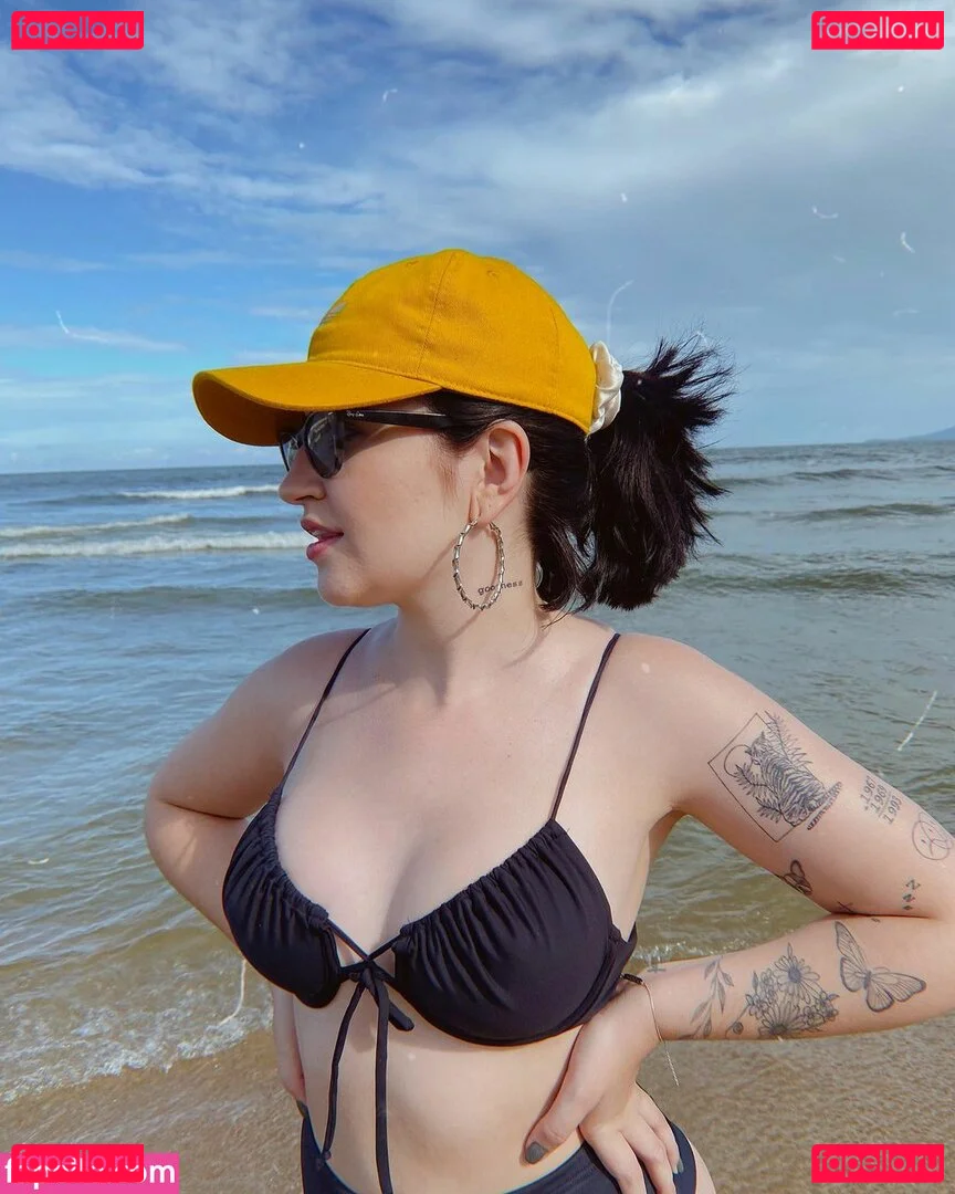 Bella Sant Onlyfans Photo Gallery 