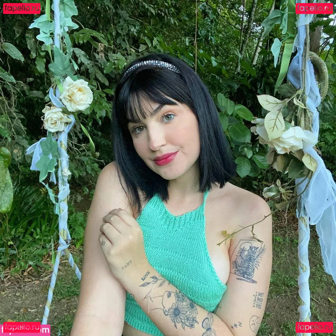 Bella Sant Onlyfans Photo Gallery 