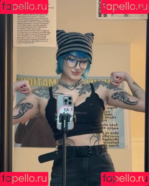 Roseredroom Onlyfans Photo Gallery 