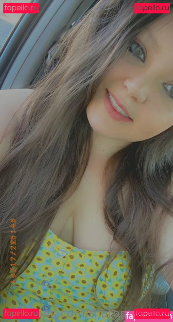 thatonecargirl Onlyfans Photo Gallery 