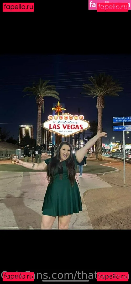 thatonecargirl Onlyfans Photo Gallery 