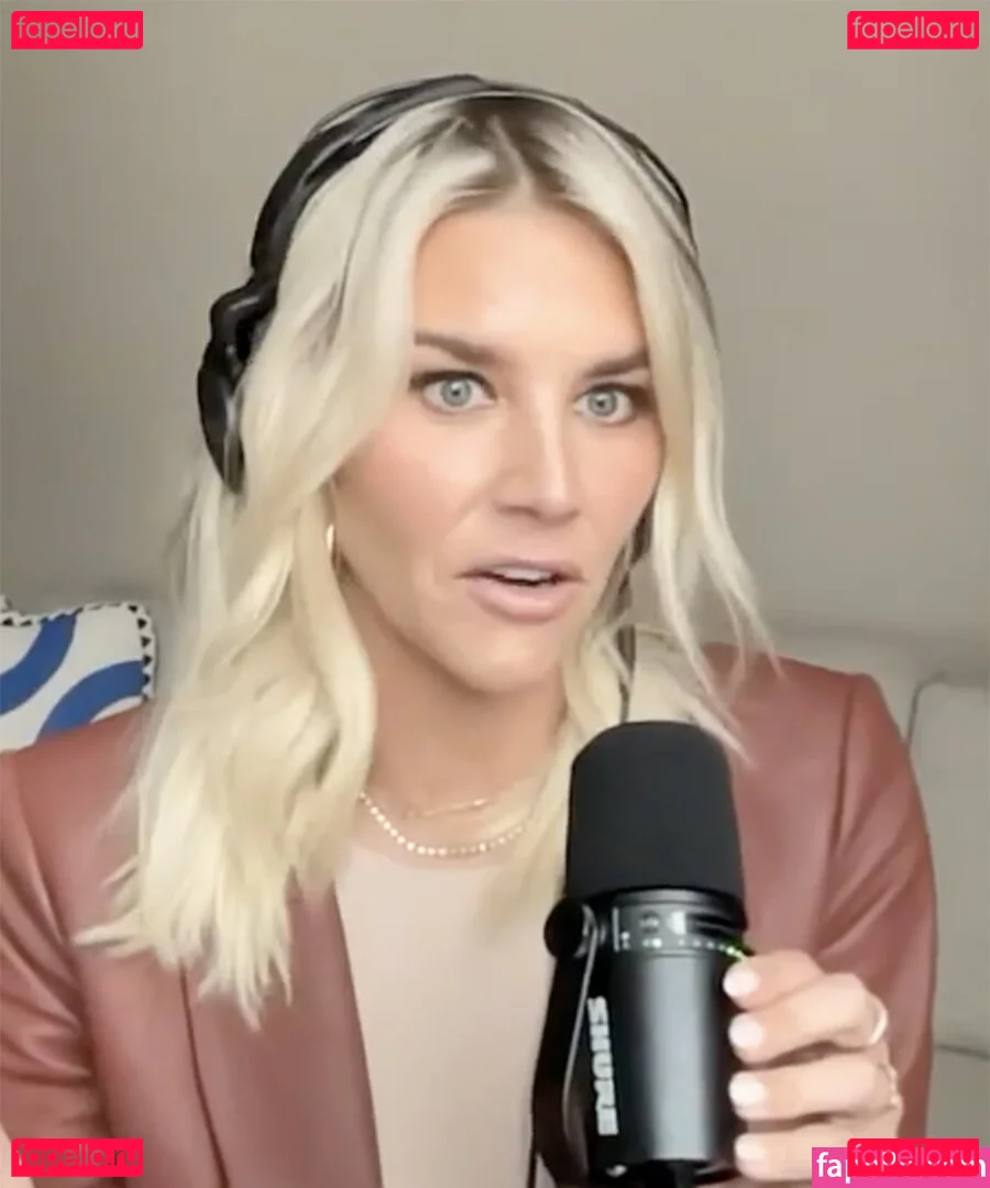 Charissa Thompson Onlyfans Photo Gallery 