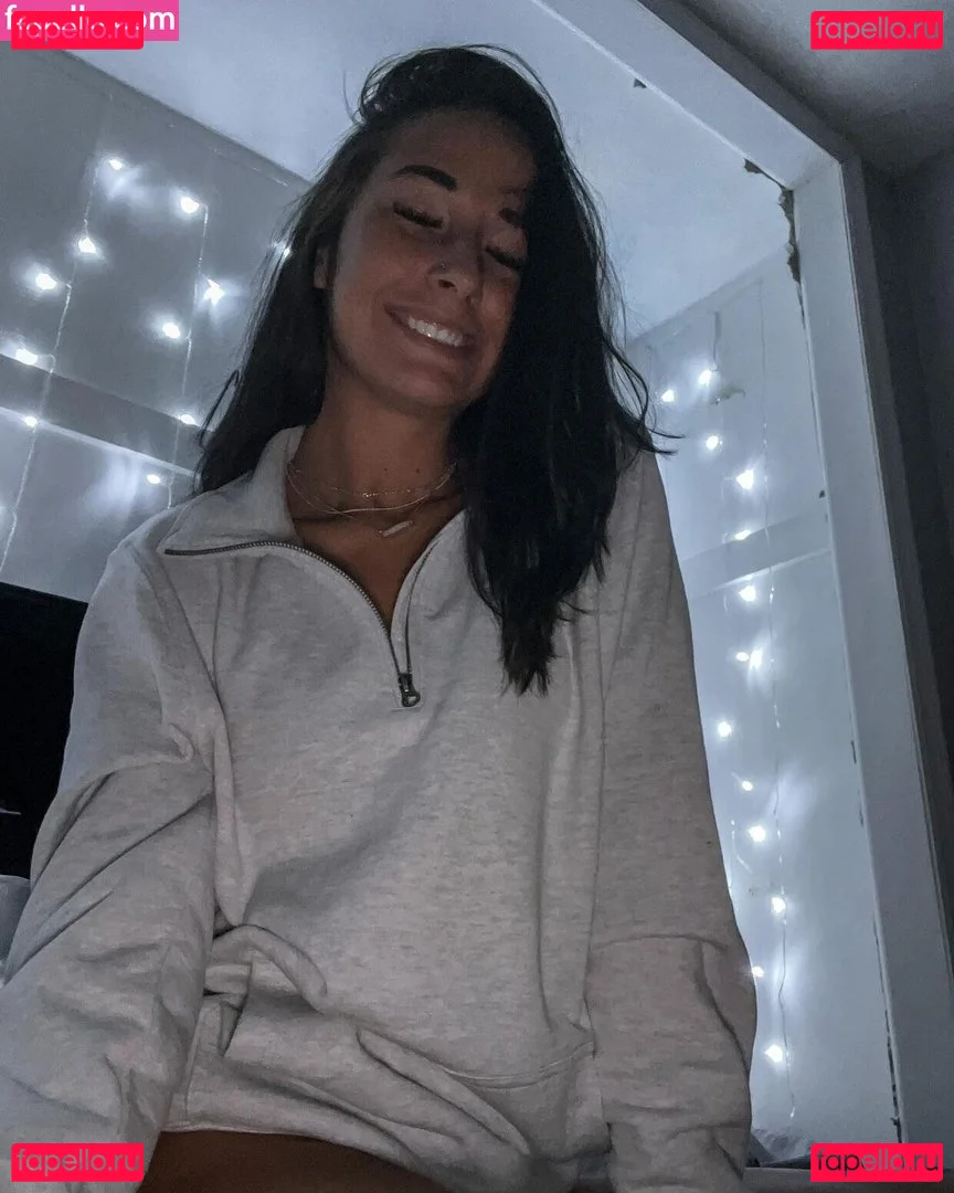 Emily Jaye Onlyfans Photo Gallery 