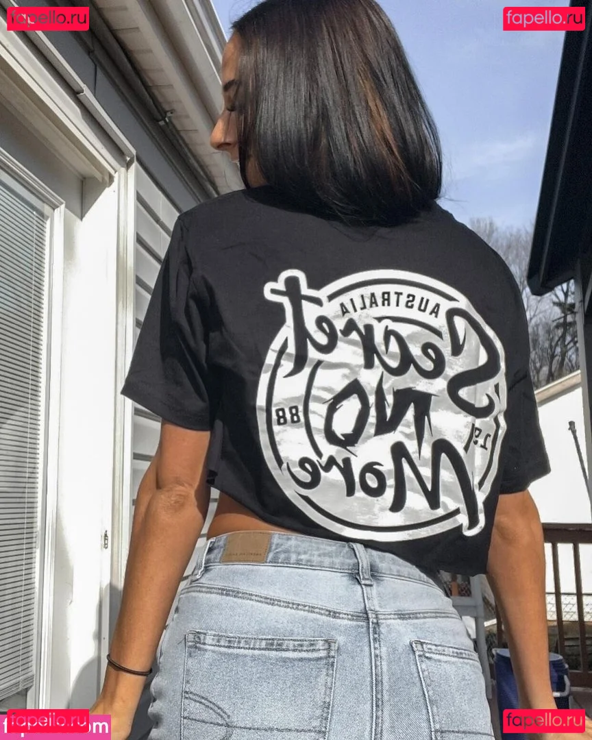 Emily Jaye Onlyfans Photo Gallery 