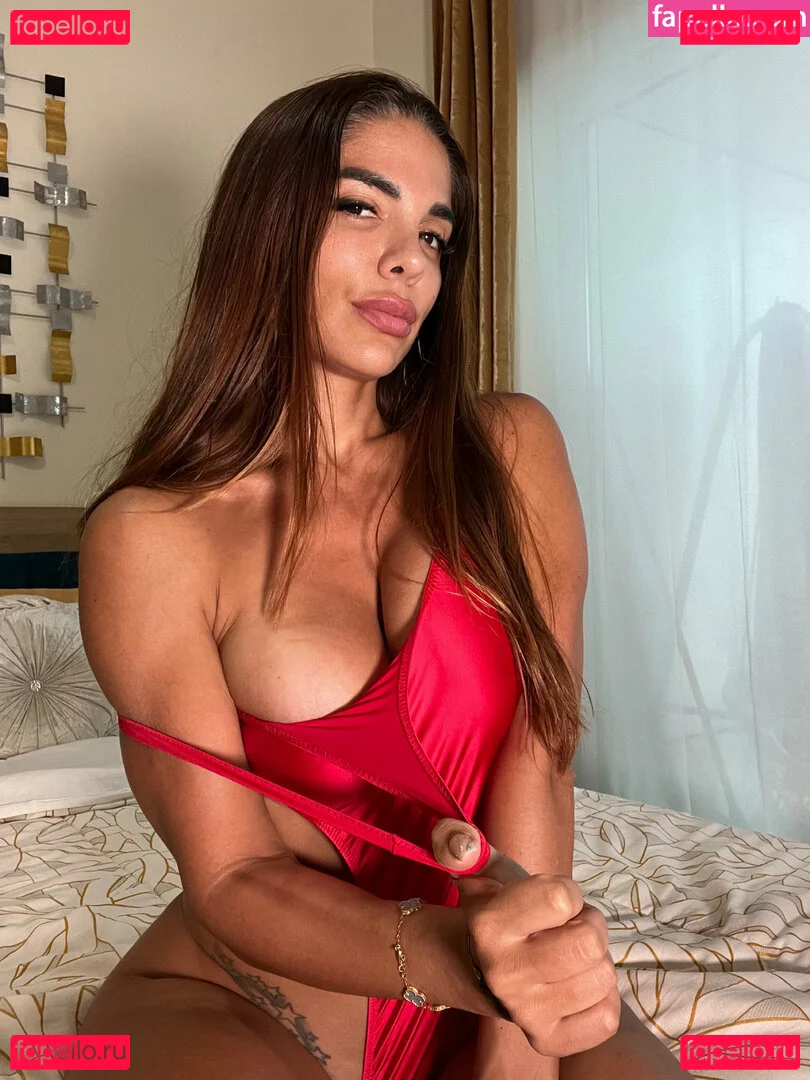 soniaamats Onlyfans Photo Gallery 