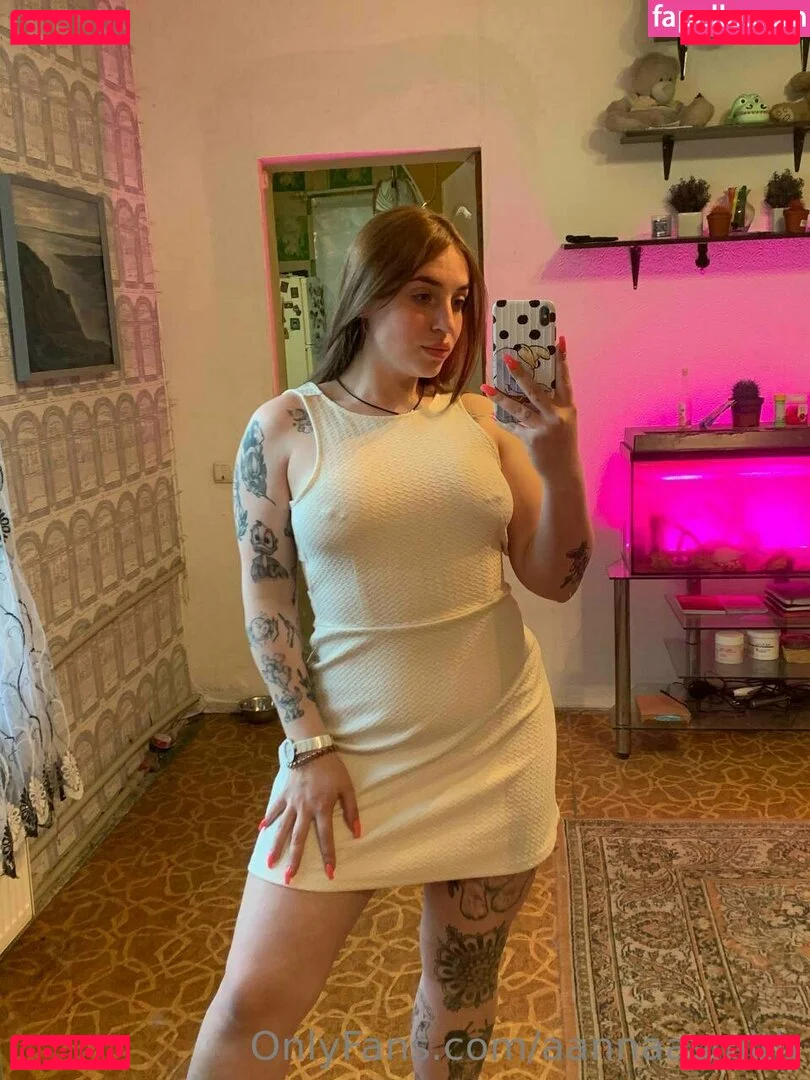 aannaasmith Onlyfans Photo Gallery 