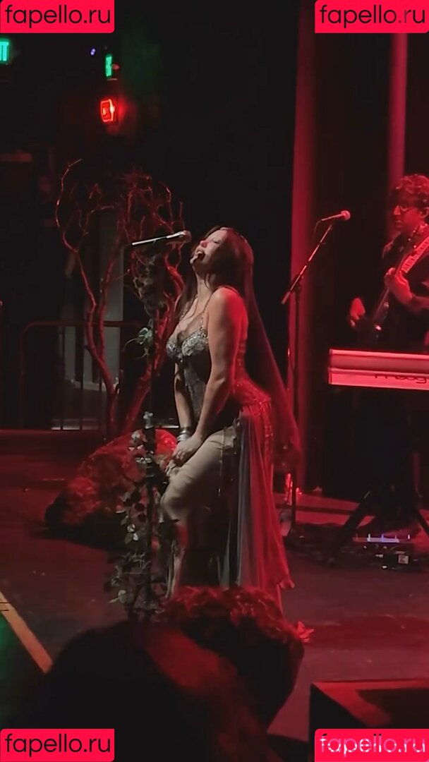 Noah Cyrus Onlyfans Photo Gallery 