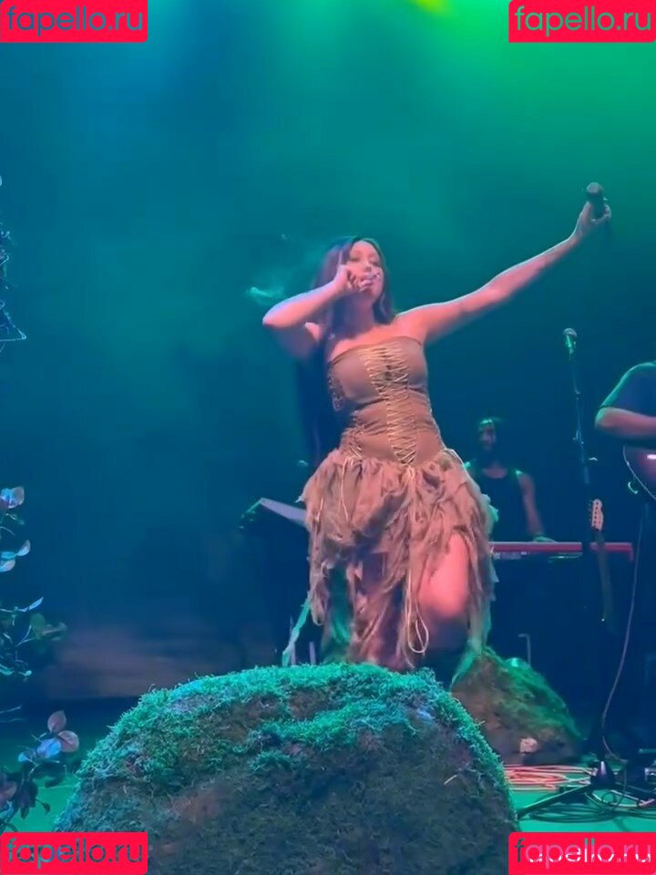 Noah Cyrus Onlyfans Photo Gallery 