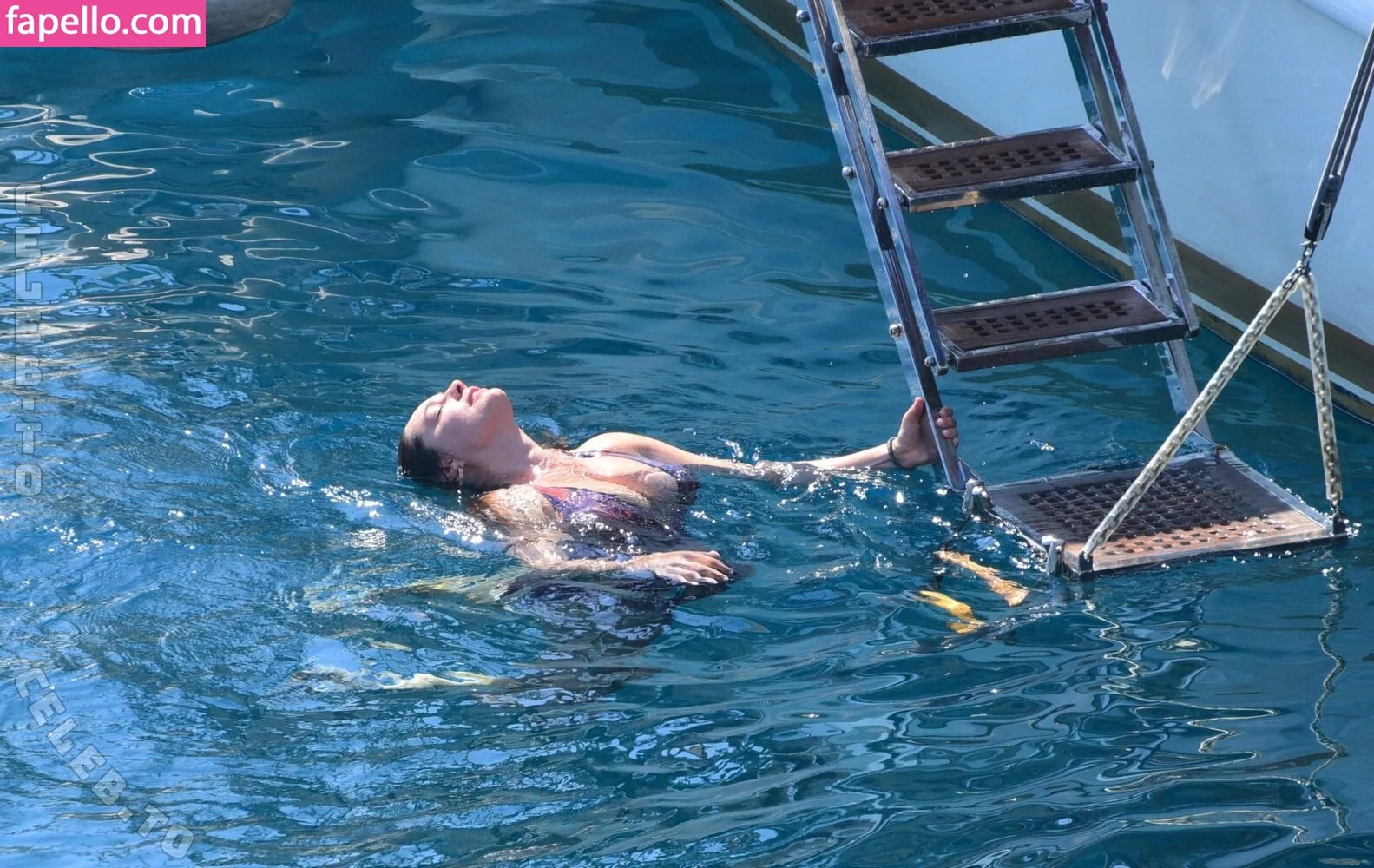 Kelly Brook Onlyfans Photo Gallery 