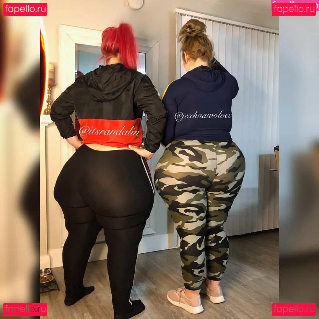 JexkaaWolves Onlyfans Photo Gallery 