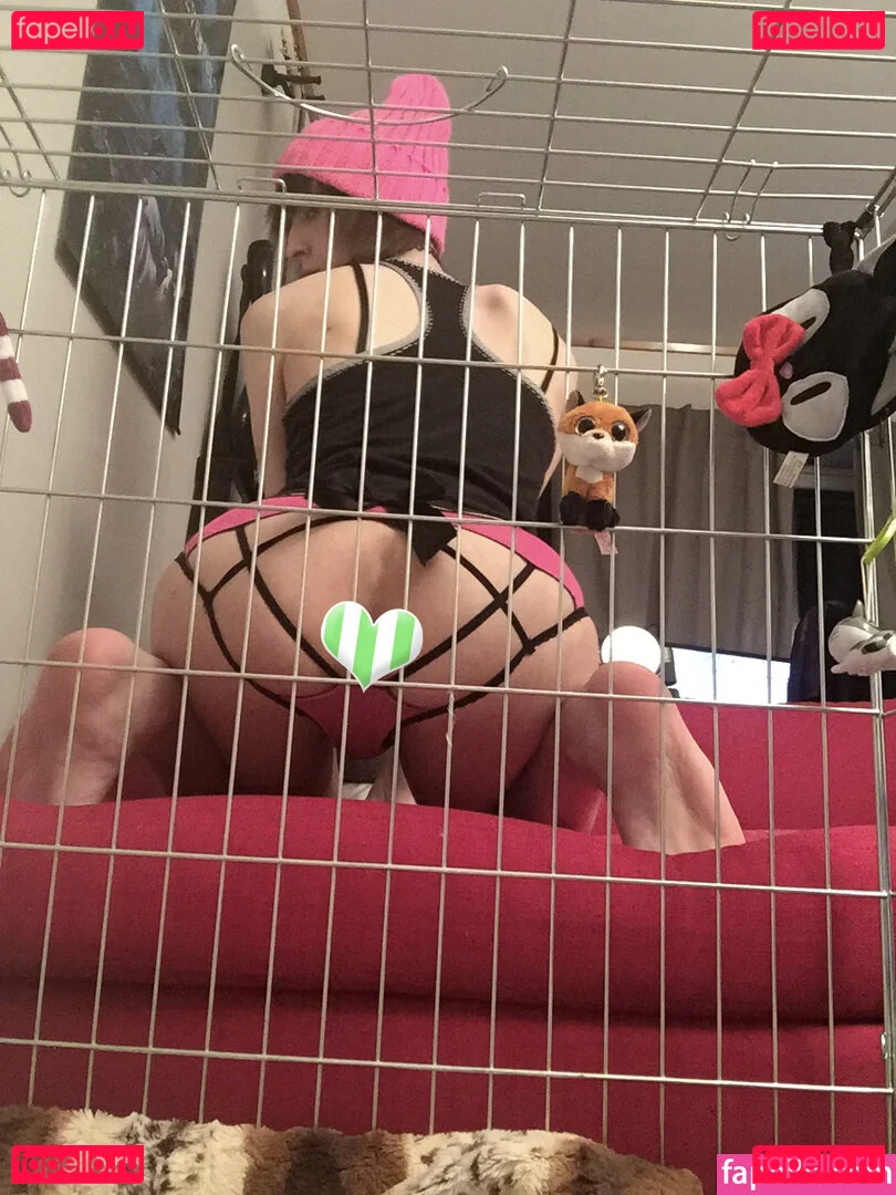 secretsecretsaria Onlyfans Photo Gallery 