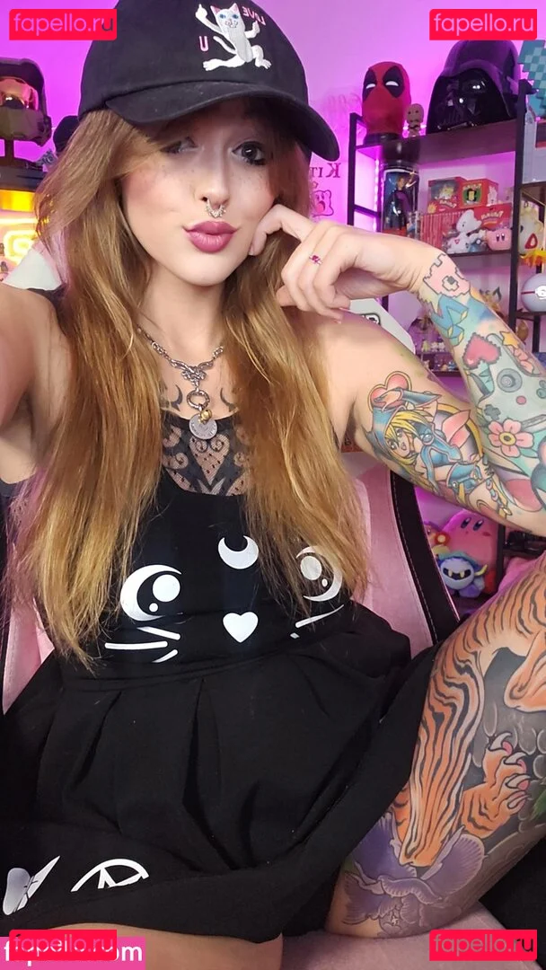 KittyKrystl Onlyfans Photo Gallery 