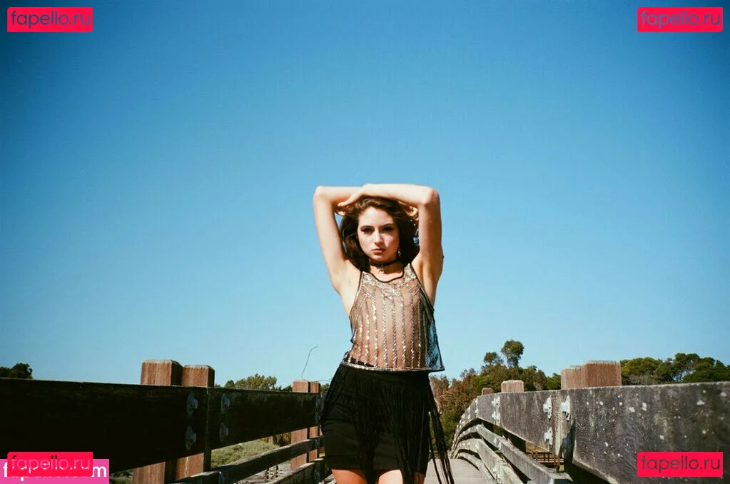 Celeste Leona Traxler Onlyfans Photo Gallery 